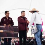 Sin intermediarios, Julio Menchaca arranca entrega de los Programas del Pueblo